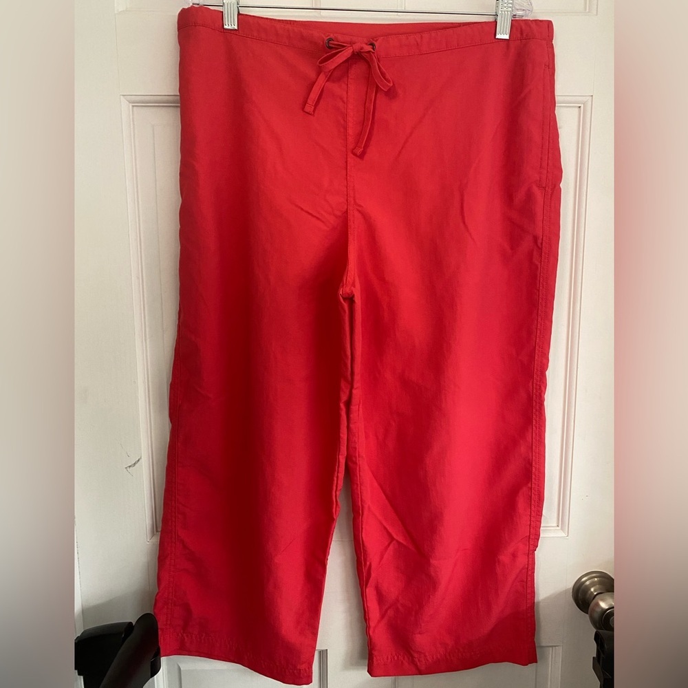 L.L. Bean Women's Bright Red Capris